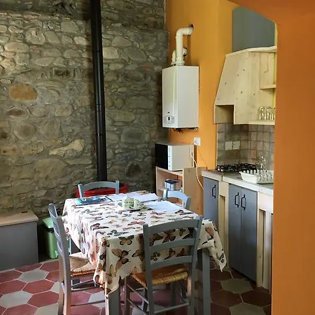 Casa Guido 2- La Porta Delle 5 Terre * Beverino